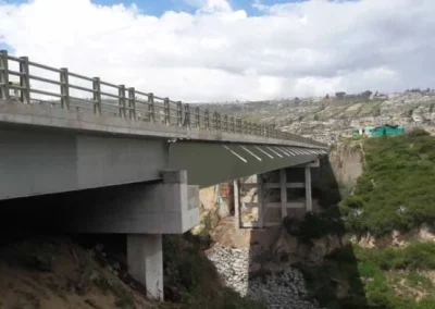Juntas de dilatación para Puentes para Escuela Milenio en la Simón Bolívar-Quito