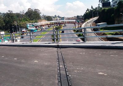 Juntas de dilatación para el puente sobre la Autopista Rumiñahui en Quito
