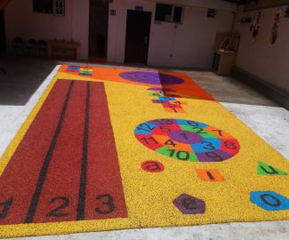 Piso de Seguridad para el Centro Infantil SKL en Quito